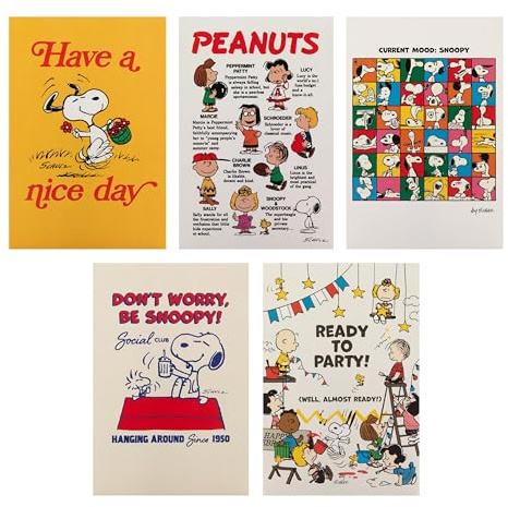 Hallmark PEANUTS SNOOPY Postcards, 5 Cards, 75th Anniversary Designs | 5 Unique Designs, High Quality Board, Fully Recyclable, H14.8xW10cm, Lined Address Space