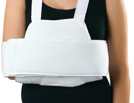 Medline Sling and Swathe Shoulder Immobilizer, Soft Pile Foam, Adjustable Straps, Fits Right/Left Arm, Size S/M (30 Inches - 46 Inches), 1 Each