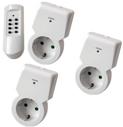 EUROBRIC 2000 - Set 3 enchufes radiocontrolados con mando a distancia (alcance hasta 50m), Potencia máxima 1000W, enchufe conmutable programable, blanco (17015)