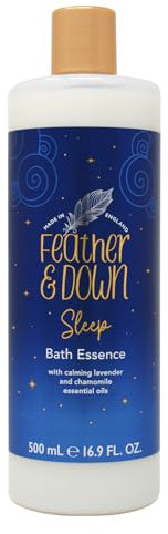 Feather & Down Bade-Essenz Sweet Dream (500ml) – mit beruhigenden ätherischen Ölen aus Lavendel und Kamille. Trägt zur Vorbereitung auf eine erholsame Nachtruhe bei.