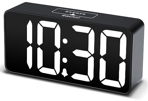 Eachui LED Wecker Digital mit USB-Ladeanschluss, Große Ziffern Display, Helligkeit und Lautstärke Regelbar, Snooze, 12/24HR, digital Uhr Netzbetrieben (Schwarz & Weiß)