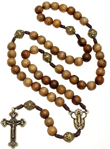 Rosario de nuestro padre con cuentas de madera.