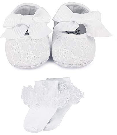 LACOFIA Zapatos Bautizo Antideslizantes con Suela Blanda para bebé niñas Bailarinas Blancas con Calcetines Cruzados Bordadas 12-18 Meses