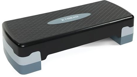 TREXO Aerobic Step - Step de 68 x 28 cm para ejercicios cardiovasculares y fitness, altura ajustable de 15 a 20 cm, resistente de polipropileno y TPR Step de aeróbic de alta calidad, color gris