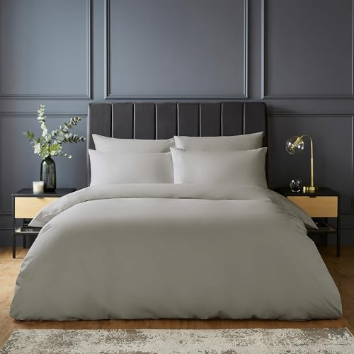 Silentnight Pure Cotton Duvet Set - Luxurious Cool Soft Touch 200 Thread Count - Button Fastening - Breathable 100% Cotton Quilt Cover + Pillowcase Bed Set - Machine Washable, Light Grey, King