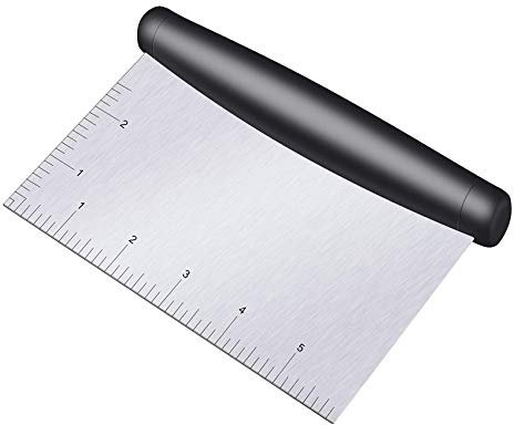 Rpanle Raschietto per pasta in acciaio inossidabile, tritatutto per pizze per pasticceria con manico e scala di misurazione sia in centimetri che in pollici