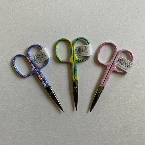 Scissors: Floral Embroidery Pattern 9.5cm/3.75in