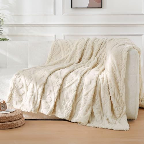 WONGS BEDDING Manta mullida de forro polar, 150 x 200 cm, manta de lana para sofá, manta cálida y suave, manta para sofá, cama, color blanco y crema