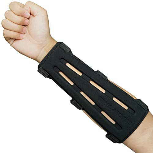 THREE ARCHERS Archery Armguard (M)