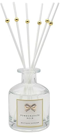 Lesser & Pavey Diffusor für Zuhause und Geschenk, schöne Boutique-Diffusoren für Raumduft und ruhigen Geist, idealer Schilfrohr-Granatapfel-Noir-Diffusor für jeden Anlass – Madelaine by Hearts Design