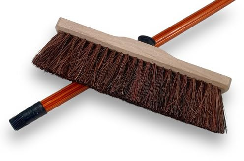 Balai de Cour Traditionnel | Sortie 70 mm | Bois Vernis | Fibre mélange bassine Arenga | Manche Bois Vernis Teinte Cannelle | Haute qualité KAROP'S | Longueur 30 cm | Kibros VC118100M2