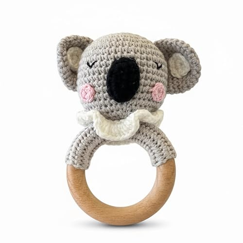 Koala Häkelrassel Greifling – Baby Rassel ab 0 Monaten | Handgemacht 100% Baumwolle & Naturholzring | Speichelfest, schadstofffrei & motorikfördernd | ideales Geschenk zur Gebur