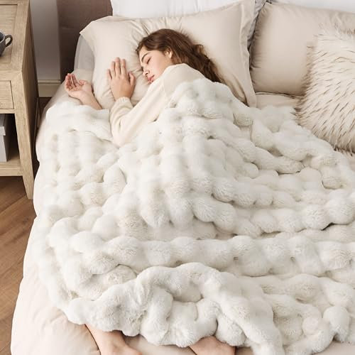 BEDSURE Bubble Decke - Kuscheldecke Flauschig, Dicke und Warme Sofadecke Für Den Winter, Kunstfelldecke, Plüsch Blanket Für Couch und Bett, Wolldecke Überwurf für Zimmer Deko, Cremeweiß, 130 X 170 cm
