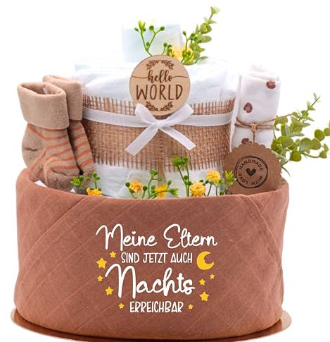 Trend Mama® | Windeltorte Boho Style | Spruch wählbar | 27 Windeln (Gr.2), Musselintuch, Socken & Waschhandschuh |Geschenk Geburt (Design| Meine Eltern sind jetzt auch Nachts erreichbar)