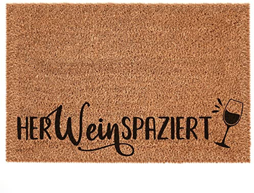 Interluxe Kokosmatte - HerWeinspaziert - Türmatte als Geschenk für Weinliebhaber, Fußmatte aus Kokos - 100% Made in Germany - extra dicht gewebte Fasern (50 x 70 cm)