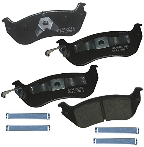 Bendix Premium SBM674 Semi-Metallic Rear Brake Pads for Ford Crown Victoria 2002-1996, Grand Marquis 2002-1996, Lincoln Town Car 2002-1996, Mercury Grand Marquis 2002-1996