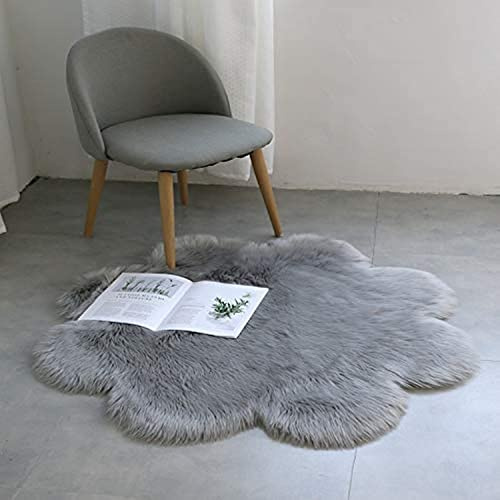 QINGLOU Peau de Mouton synthétique,Cozy Sensation comme véritable Laine Tapis en Fourrure synthétique, Fluffy Soft Longhair Décoratif Coussin de Chaise Canapé Natte (Gris, 45 x 45cm)