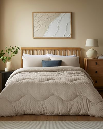 Night Lark Coverless Duvet and Pillowcase Set, Tufted Dots Collection – Coverless Duvet King Size 10.5 Tog with Advanced Smartfil® Fibre, Machine Washable, Hypoallergenic – Natural Oat, King Bed Size