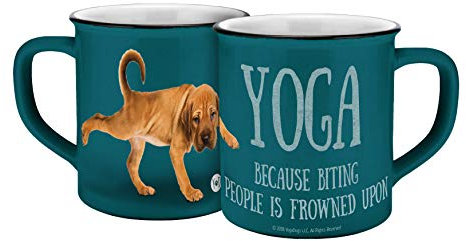 Tasse Yoga Dogs Biting bleu aspect émail 400 ml