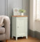 Hallowood Furniture Clifton Kleiner Schrank in Grün Off White Korpus und Tischplatte aus heller Eiche, Holz Badezimmer Aufbewahrungsschrank Schuhschrank Küche Aufbewahrung Schrank mit Ablage für