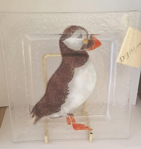 D & J Glassware -Puffin Standing Plate - Size 15 cm x 15 cm