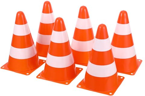 TOYANDONA Lot De 6 Cônes De Signalisation Route Orange Vif 133x133x230 Mm en PE, Cônes De Sécurité Routière Empilables, Légers Et Solide pour Gestion Trafic, Chantier, Stationnement Et Sport