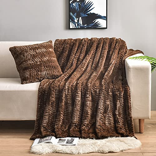 YUSOKI Luxury Faux Fur Throw Blanket(Without Pillows) 2 Layers,3lb,All Ages,Home Decoration, (Brown,50 x 63)