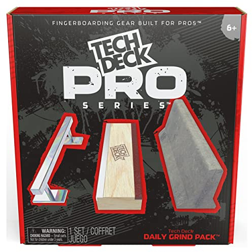 Tech Deck, PRO Series Daily Grind Pack con 3 Ostacoli, costruito per Professionisti; Giocattoli per Bambini dai 6 Anni in su (Mini Tastiera venduta separatamente)