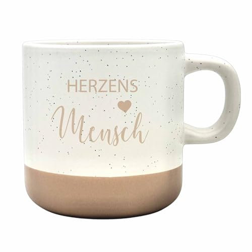 Steingut-Tasse 'HERZENSMENSCH' Keramik Kaffeetasse Teetasse I Spülmaschinenfest I Mikrowellenfest I 360 ml I Rustikales Design I Geschenk