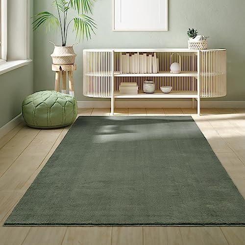 the carpet Relax Rug, Modern, Fluffy, Short Pile, Non-Slip Underside, Washable up to 30°C, Super-Soft, Fur Look, Dark Green, 60 x 110 cm