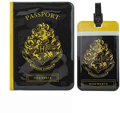 Cinereplicas Harry Potter - Set di Tag e Copertina per passaporto Hogwarts - Licenza Ufficiale