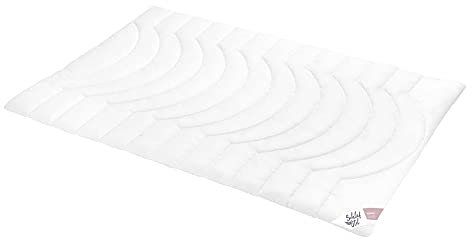 SCHLAFSTIL Bettdecke F200, 155x220, Faserbettdecke, Medium, 100% Polyester, Made in Germany, Oeko-TEX, allergikergeeignet