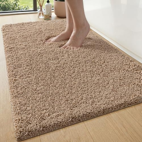DEXI Badrumsmatta 60 x 110 cm, superabsorberande och extra tjock mikrofiber, maskintvättbar, halkfri matta för dusch, badkar, toalett, beige
