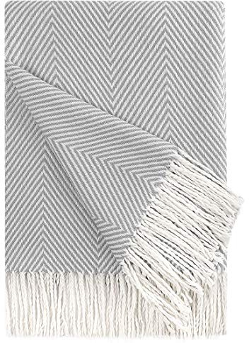 PiccoCasa Decorative Throw Blanket with Fringes in Herringbone Design, Farmhouse Outdoor Faux Cashmere Throws for Sofa, Chair, Bed Knitted Decorative Blanket 130x170cm/ 51x61 Grey