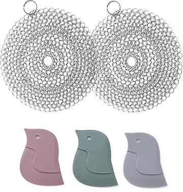 2 spugne in ghisa con anello sottile in acciaio inox 316, 10,2 x 10,2 cm, con 3 raschietti da cucina, detergente per pentole in ghisa, per padelle, wok, pentole, padelle