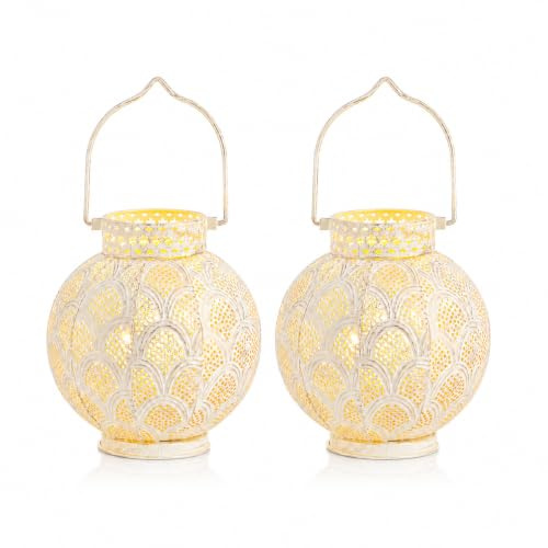 TRIROCKS Set di 2 lampade da tavolo in stile marocchino, in metallo, 17,8 cm, a batteria, senza fili, con lampadine a LED, perfette per casa, soggiorno, feste, da tavolo, interni (bianco latte con