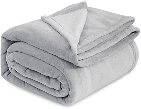 Bedsure Fleece Blanket for Bed - Soft Cosy Fluffy Throw Blankets, Warm Large Throws for Audlts, Light Grey, 220x240 cm