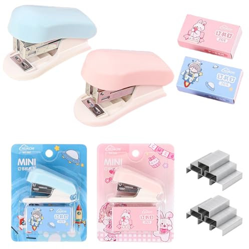 LaresDay Mini Hefter Set 2 Stück mit 1000 Klammern (24/6 &,26/6) Niedliche Comic-Tacker für Schüler Büro, 2-24 Blatt Kapazität, Integrierter Entferner, Leicht & Ergonomisch (Pulverblau)