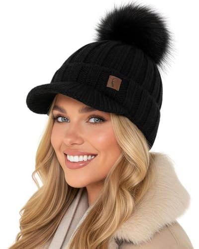 Baesics Wintermütze Schwarz Cap Style Damen Herren – Gefütterte Bommelmütze mit Kunstfell Pompon, Strickmütze Beanie Stil, Made in EU, One Size, Warm & Elastisch mit Fleecefutter