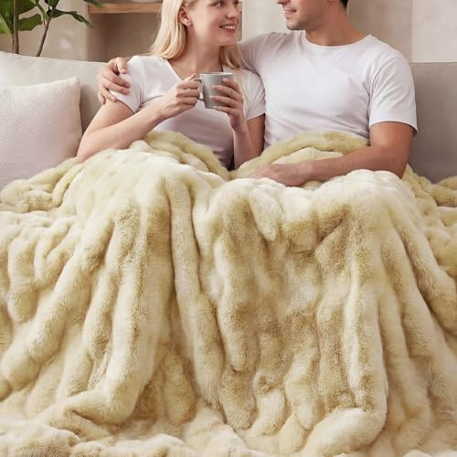 ORINOVA Tie-dye Camel Fuzzy Ultra Soft Bed Comfy Blanket 152x203cm Cozy Faux Fur Throw Blanket for Living Room Thick Fluffy Furry Home Gifts 860 GSM