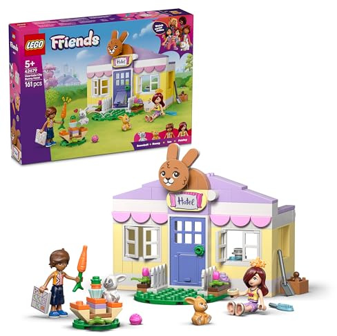 LEGO Friends Heartlake City Hasenhotel - Haus-Spielset mit 2 Mini Puppen, 2 Tierfiguren & Tierpflege Zubehör - Geburtstagsgeschenk für Mädchen ab 5 Jahren - 42679