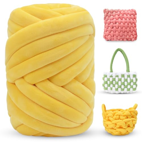 LEREATI Thick Chunky Yarn for Arm Knitting Jumbo Tube Soft Chunky Knit Blanket Velvet Yarn for Crocheting Handbags Hand Knitting Pet Bed Rugs Pillows Crafts (500g, Golden)