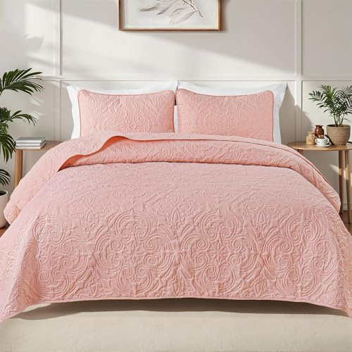 Exclusivo Mezcla Quilts Queen Size Bedding Set with 2 Pillow Shams, Lightweight Blush Pink Full Queen Quilt Bedspread with Vintage Damask Pattern, Soft Bedspreads Coverlets for All Seasons
