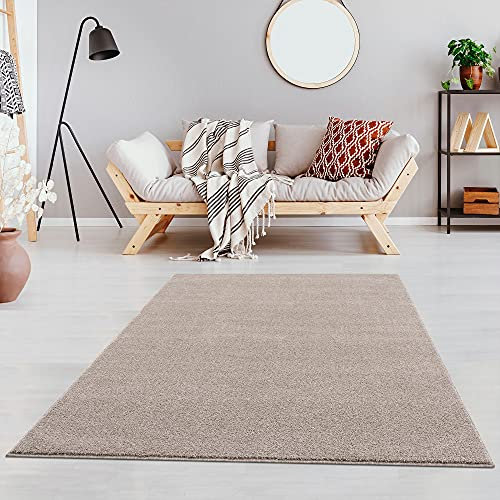 Fashion4Home Teppich Wohnzimmer – Einfarbig, Uni Teppich fürs Kinderzimmer, Schlafzimmer, Arbeitszimmer, Büro, Flur und Küche - Kurzflor, Beige, Größe: 140x200 cm