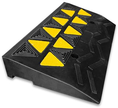 Floordirekt Schwellenrampe Blanc - Türschwellenrampe und Bordsteinrampe 8cm Höhe mit gelb leuchtender Markierung - Rollstuhlrampe für Barrierefreiheit an Bordsteinen und Gehwegen aus recyceltem Gummi