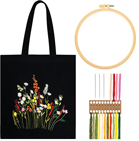 JSRQT Schwarze Canvas Tote Bag Stickset, Stickerei Kit für Anfänger Erwachsene, Handstickerei Kit Canvas Tasche für Bastelliebhaber Bambus Stickrahmen und stoffbeutel Bedruckt Blumenmuster