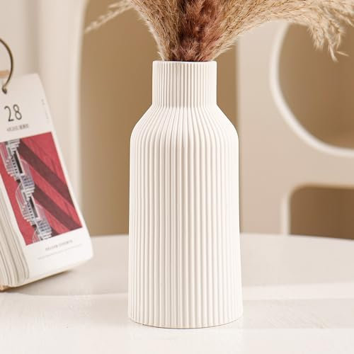 Hanaomaoyi 20cm Ceramic Vase Beige Matte Round Modern Design, Boho Style for Aesthetic Decoration, Keeping Flower for Living Room, Bedroom Decoration, Simple Nordic Style (White)