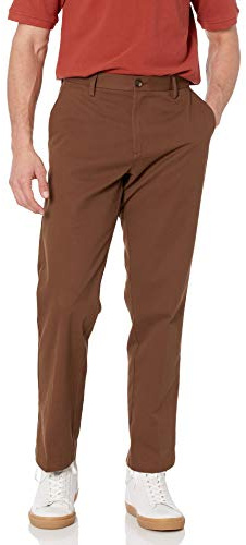 Amazon Essentials Pantaloni Chino Elasticizzati Senza Pince sul Davanti e Antipiega, vestibilità Classica Uomo, Marrone, 38W / 29L