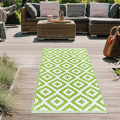Teppich-Traum Kleiner Outdoor Teppich Außenteppich Camping Garten wetterfest Kunststoff wasserfest strapazierfähig pflegeleicht Picknick Läufer große Rauten grün-weiß 90 x 150 cm