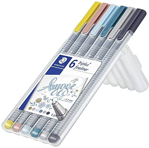 STAEDTLER Fineliner triplus, hygge Set, superfeine, metallgefasste Spitze, Linienbreite 0,3 mm, ergonomischer Dreikantschaft, 6 Fineliner in aufstellbarer STAEDTLER Box, 334SB6CS12